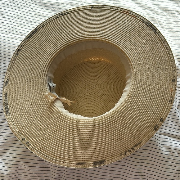 Lucky Brand Hat. Straw like fabric Like new adjustable draw string. - Picture 5 of 7